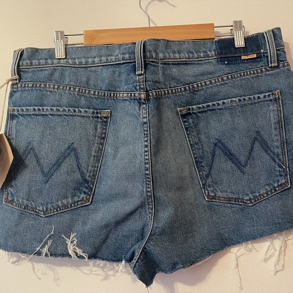 NWT MOTHER The Ditcher Cut Off Short (Romaine Calm) - Picture 10 of 16